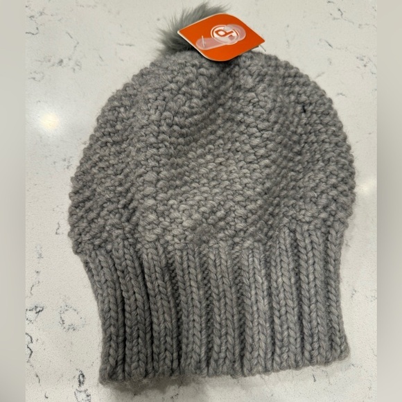 Pistil Pom Pom beanie women’s grey furry Pom woven - Picture 2 of 6